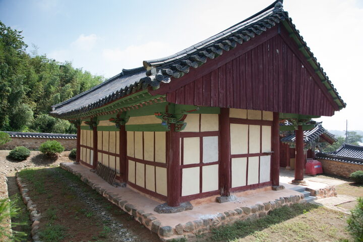 만경향교대성전_뒷면 (촬영년도 : 2015년)
