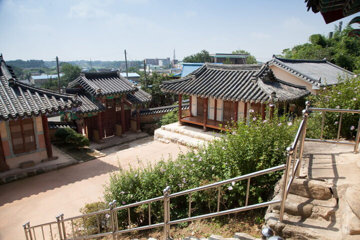 만경향교대성전_대성전 입구에서 내려다 본 모습 (촬영년도 : 2015년)