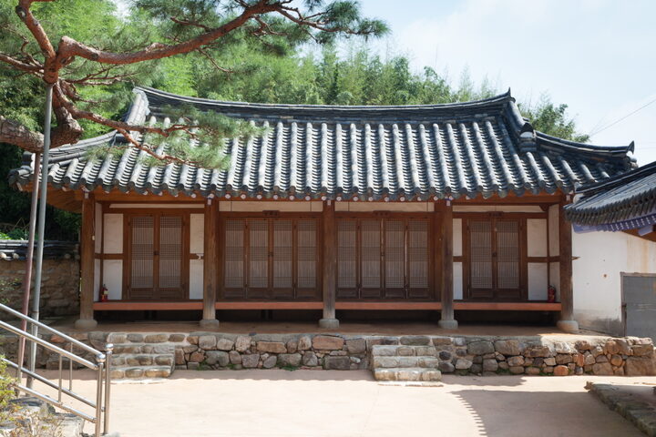 만경향교대성전_동재 (촬영년도 : 2015년)