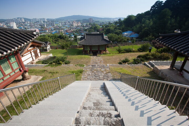 부안향교대성전_내삼문에서 내려다 본 전경 (촬영년도 : 2015년)