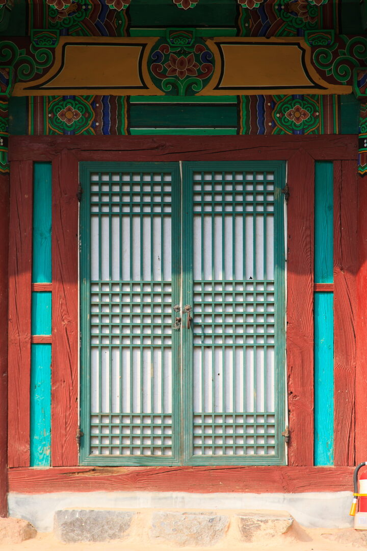 갑사표충원_띠살창 창호 (촬영년도 : 2015년)
