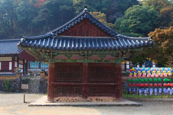 마곡사해탈문_측면 (촬영년도 : 2015년)