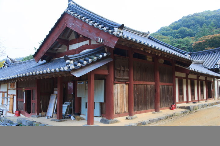 봉곡사대웅전및고방_고방 측면 전경 (촬영년도 : 2015년)