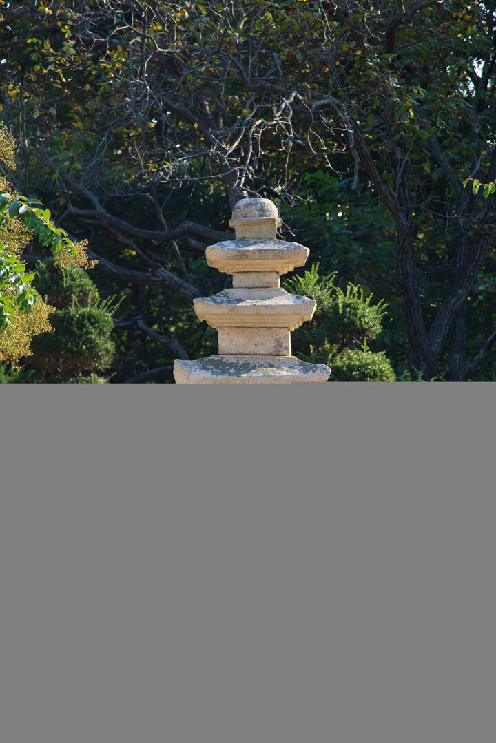 예산읍삼층석탑_정면 (촬영년도 : 2015년)