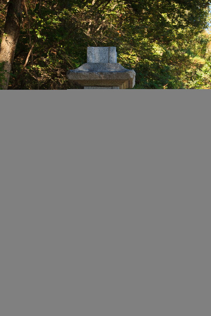 장복리삼층석탑_좌측 정측면 (촬영년도 : 2015년)