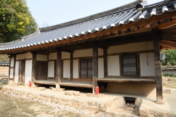 옥천 예곡정사_고직사 전경 (촬영년도 : 2015년)