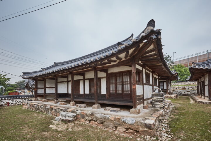 안산청문당