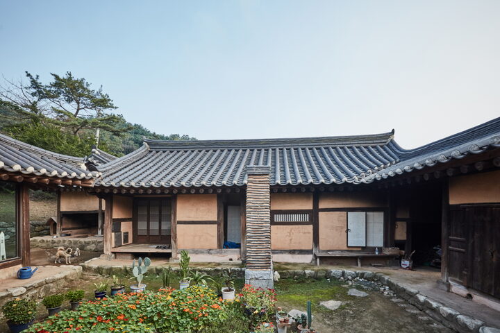군포 동래정씨 동래군파 종택