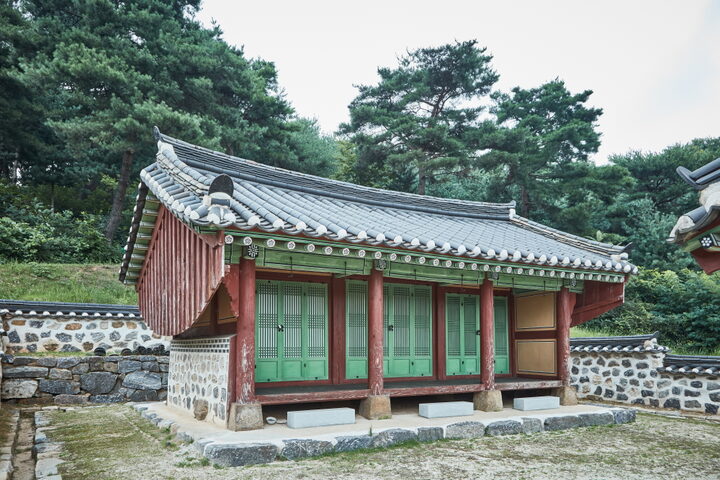 임영대군이구묘역및사당