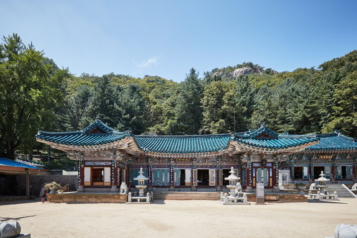 태고사 대웅전