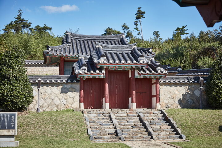 서산숭덕사
