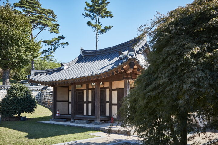 서산숭덕사