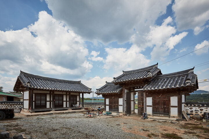 연산영사재