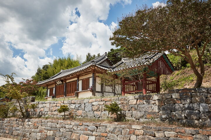 논산영사재