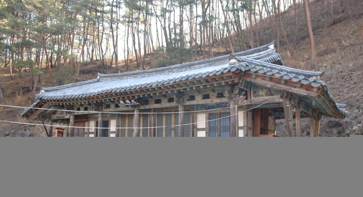 진주 용산리 용산사 대웅전