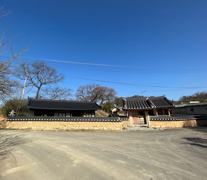 아계서사 전경, 아계서사 서당, 아계서사 주사