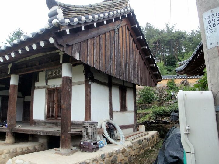 추보당 좌측면