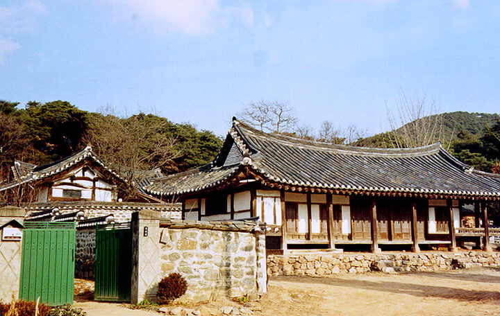윤황선생고택