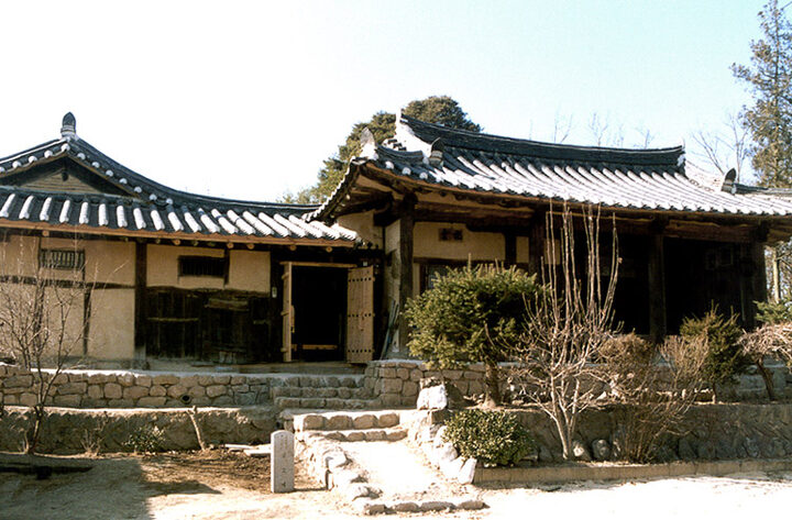 삼소재