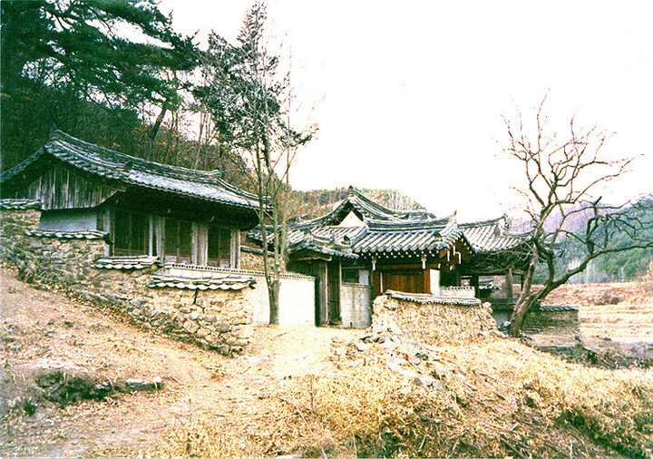 영천귀애정전경