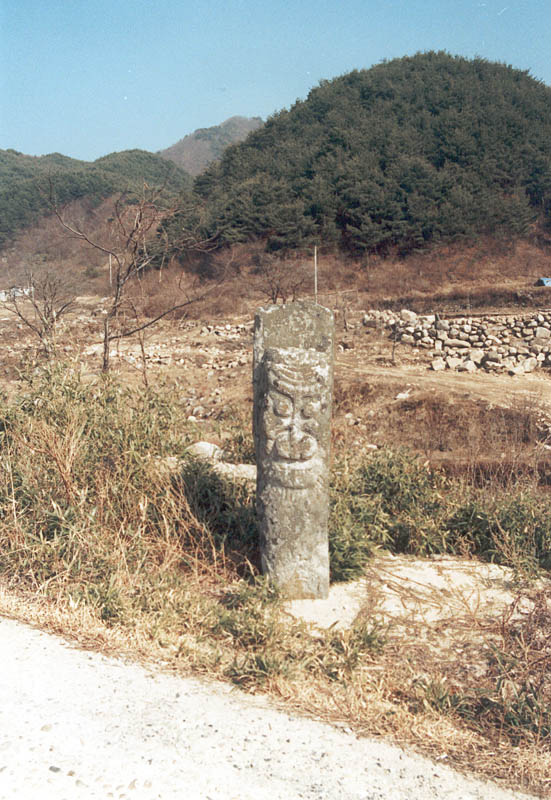 영은사지석장승