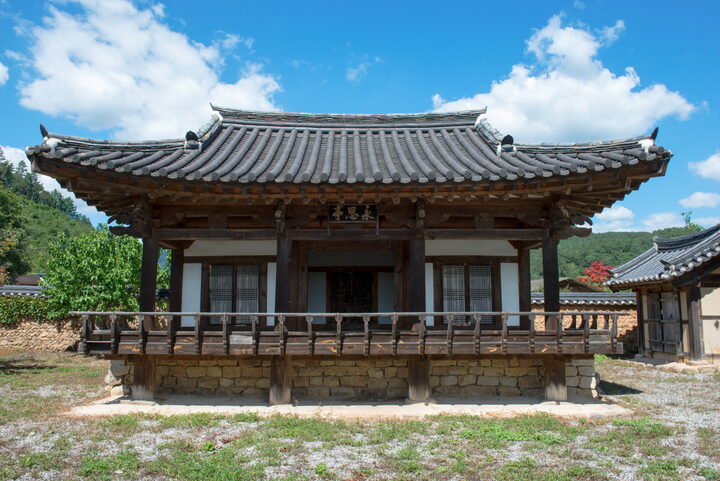 영사정 정면
