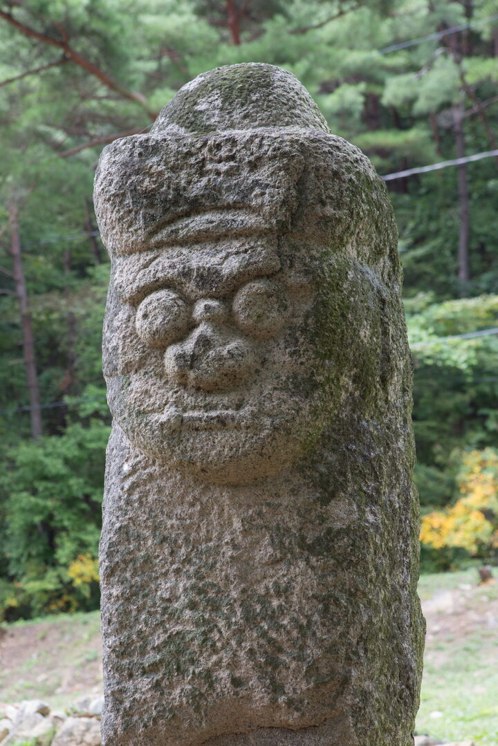 창녕 관룡사 석장승_좌측 석장승 (촬영년도 : 2015년)