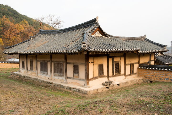 안동김씨북애공종택_뒷면 원경 (촬영년도 : 2015년)