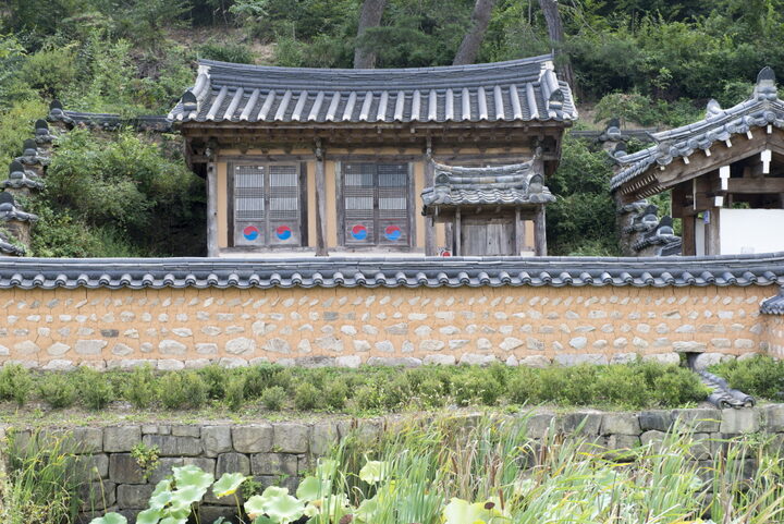 영천 귀애정_사당 (촬영년도 : 2015년)