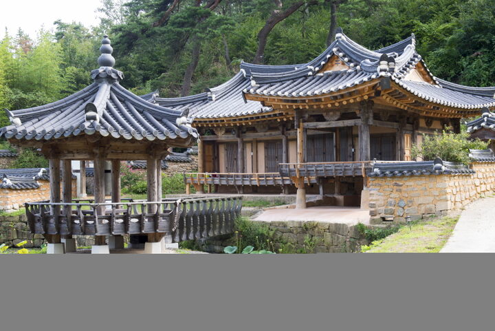 영천 귀애정_원경 (촬영년도 : 2015년)