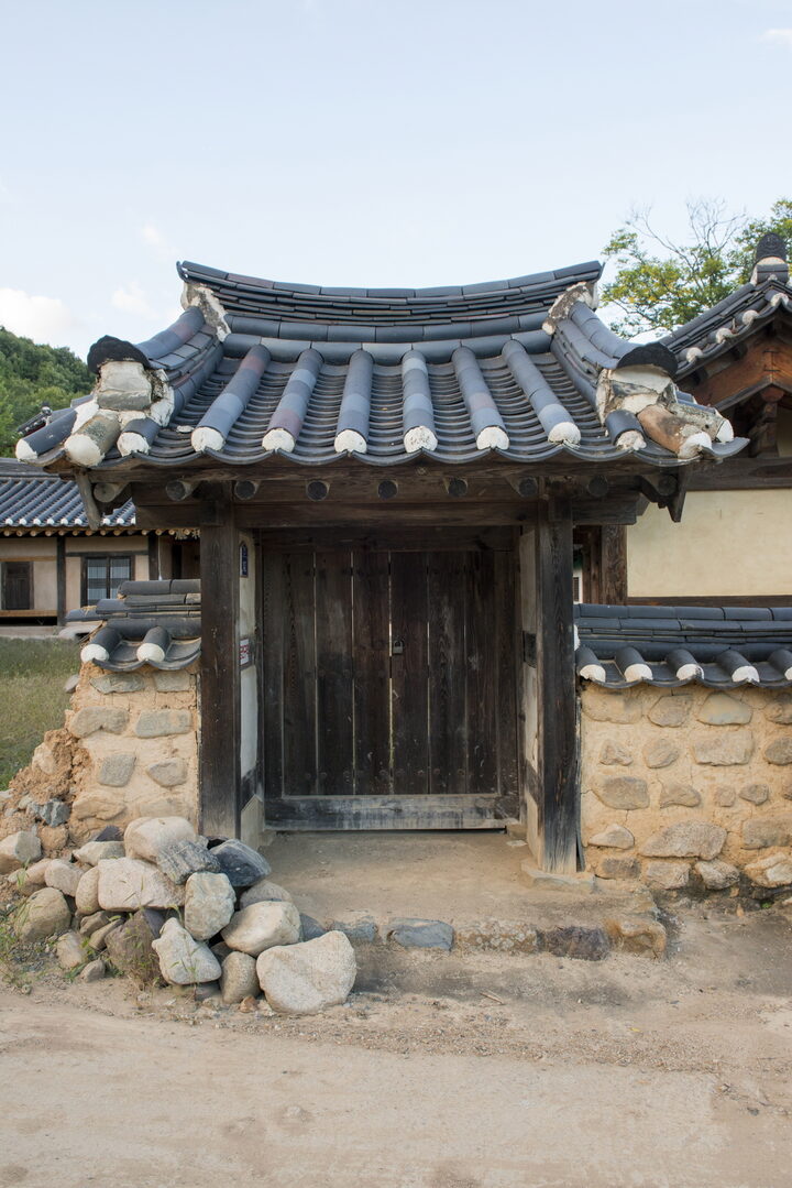 환구세덕사_정려문 (촬영년도 : 2015년)