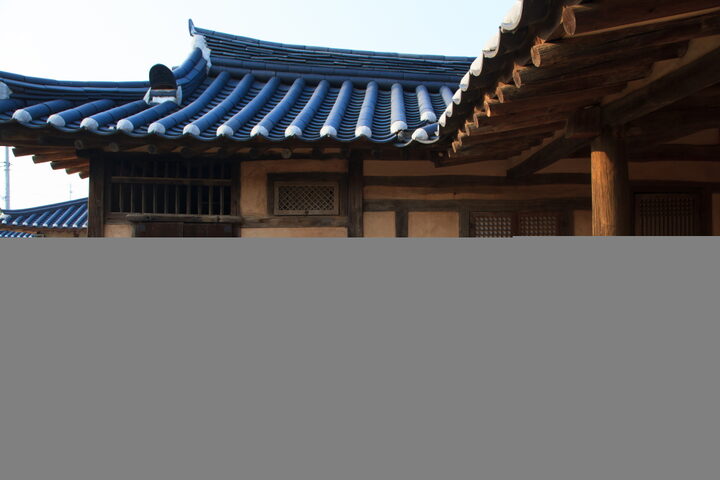 아산윤승구가옥_안채 부엌과 안방 (촬영년도 : 2015년)
