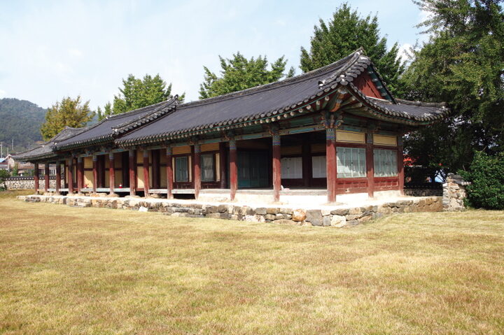 부여 홍산현 관아 - 객사 전경
