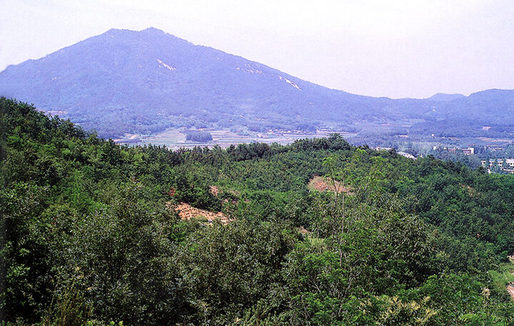 익산토성전경