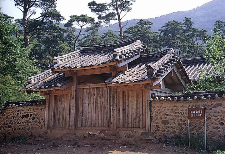 해남윤씨녹우단(어초은사당)