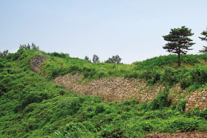 광양 마로산성 성벽