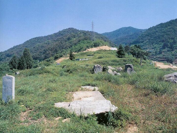 김해구산동B고분군전경