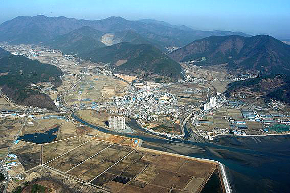 마산진동리유적