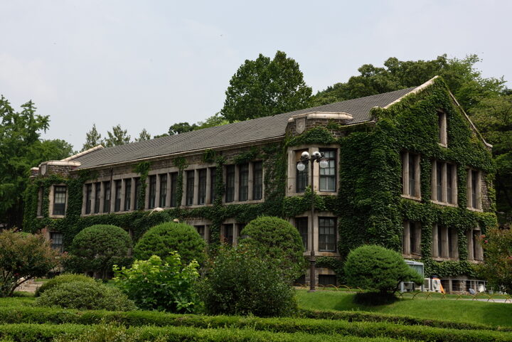 서울 연세대학교 아펜젤러관_측면 (촬영년도 : 2015년)