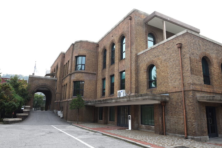 구 서울대학교 본관_우측 전경 (촬영년도 : 2015년)