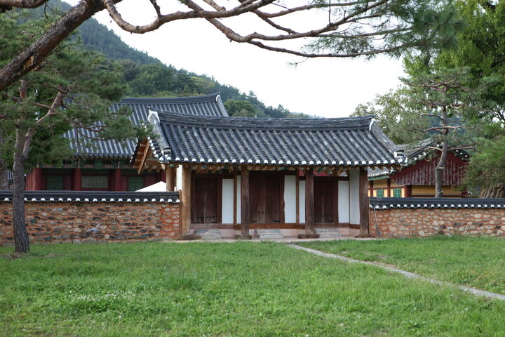 나주목 관아와 향교_내삼문 측면 (촬영년도 : 2015년)