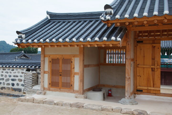 부여 홍산현 관아_내삼문과 문간채 (촬영년도 : 2015년)