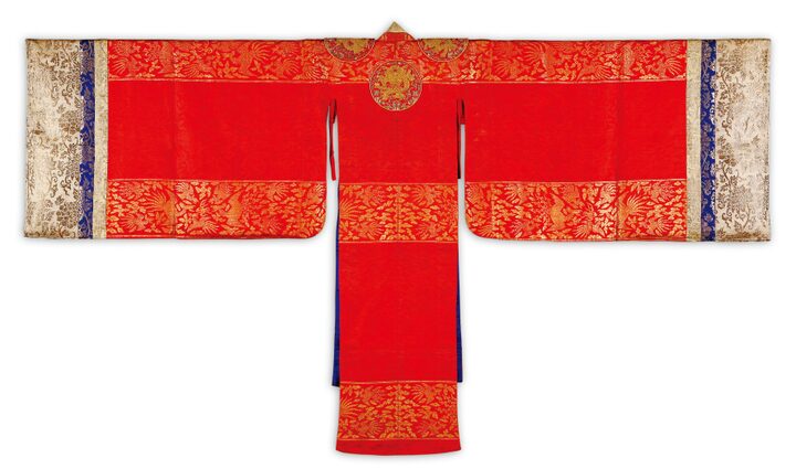 동궁비원삼(뒷모습)