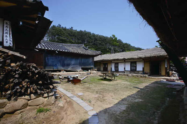 안마당 전경