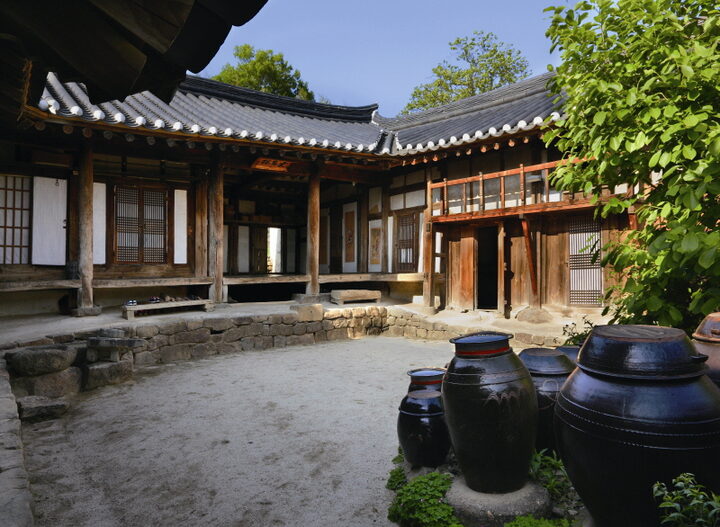 안채