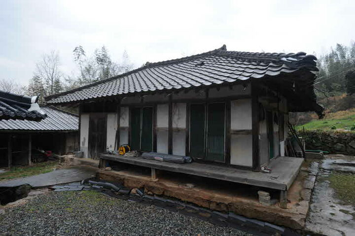 곳간채