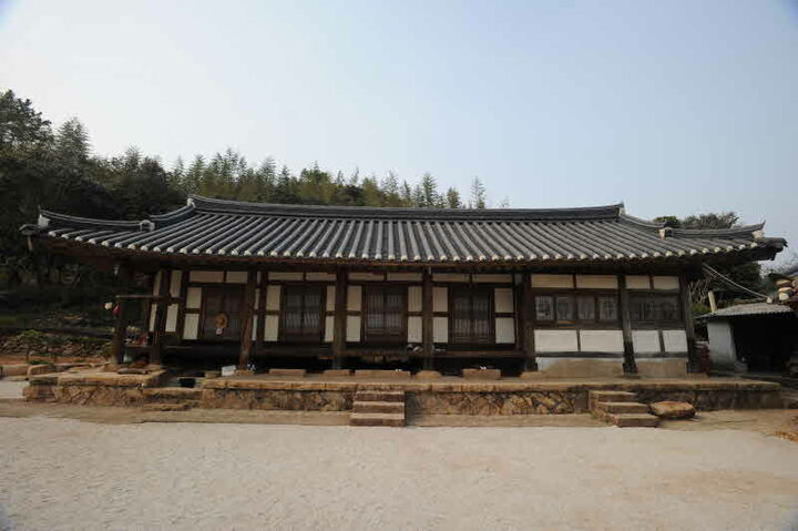 안채