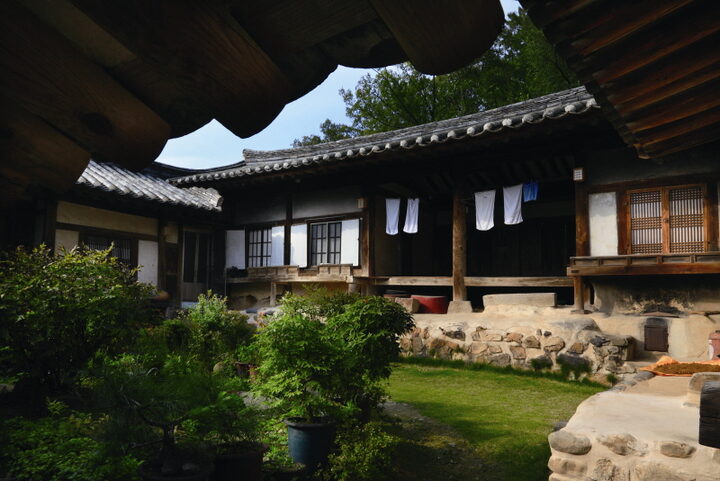 안채