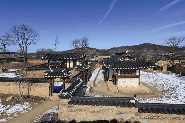 별당채 및 사당 전경