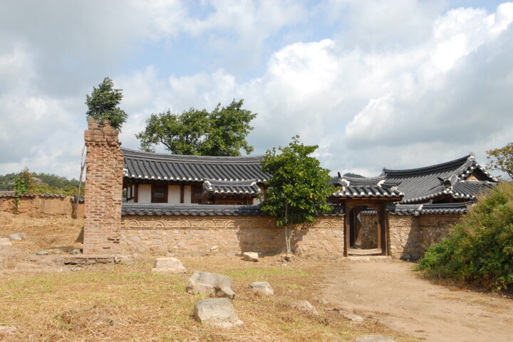 하회남촌택